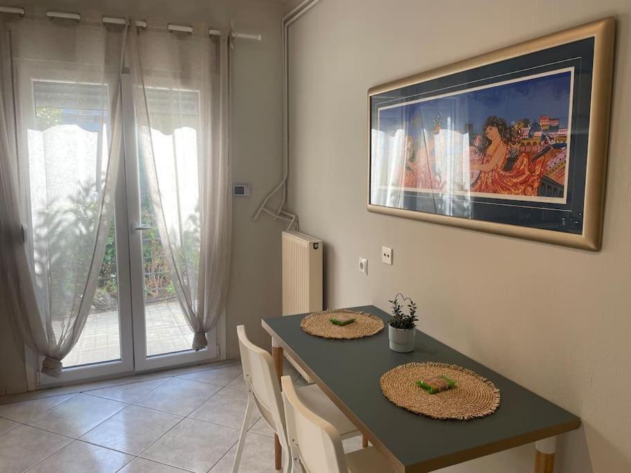 Peraía Letty'S Cozy Flat Apartment מראה חיצוני תמונה